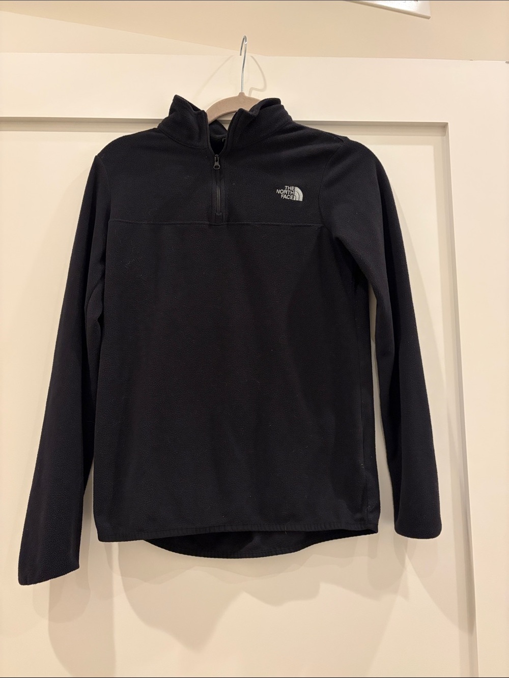 The North Face Women’s Black Quarter-Zip Fleece Pullover